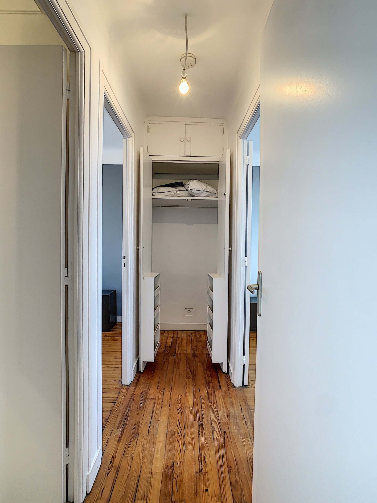 HYPER CENTRE : TRÈS BEL APPARTEMENT DEUX CHAMBRES AVEC VUE DÉGAGÉE