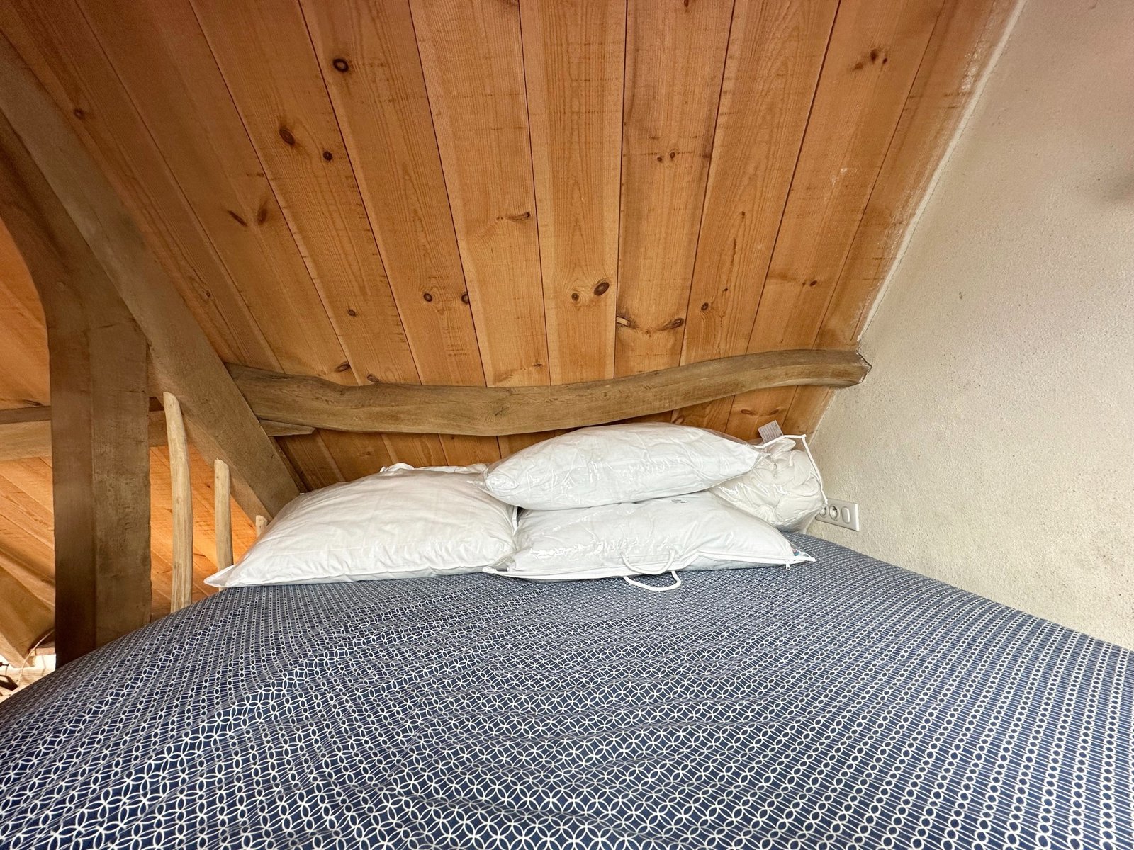 PORSPODER : magnifique vue mer pour ce cosy penty avec jardin et terrasse
