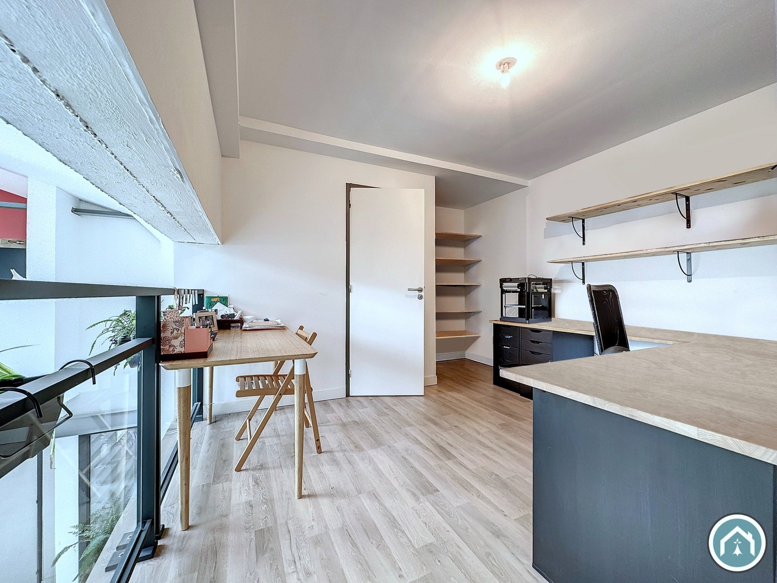 BREST : au calme, superbe loft de 285m² avec 4 chambres, garage et patio