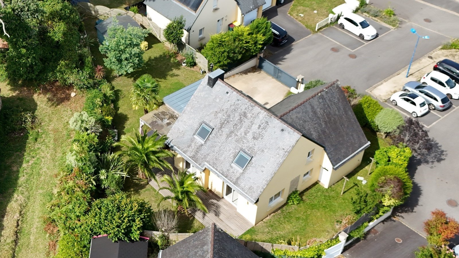 GUIPAVAS COATAUDON : Jolie maison contemporaine de 143m2 proche Vallon du Stang alar