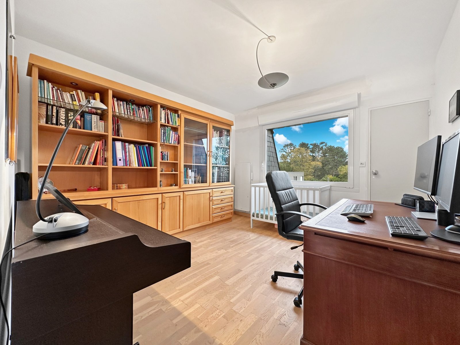 BOHARS : superbe propriété avec demeure 5 chambres, terrasse, sous-sol et 2000m² de terrain