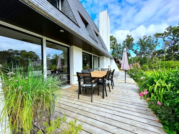 BOHARS : superbe propriété avec demeure 5 chambres, terrasse, sous-sol et 2000m² de terrain
