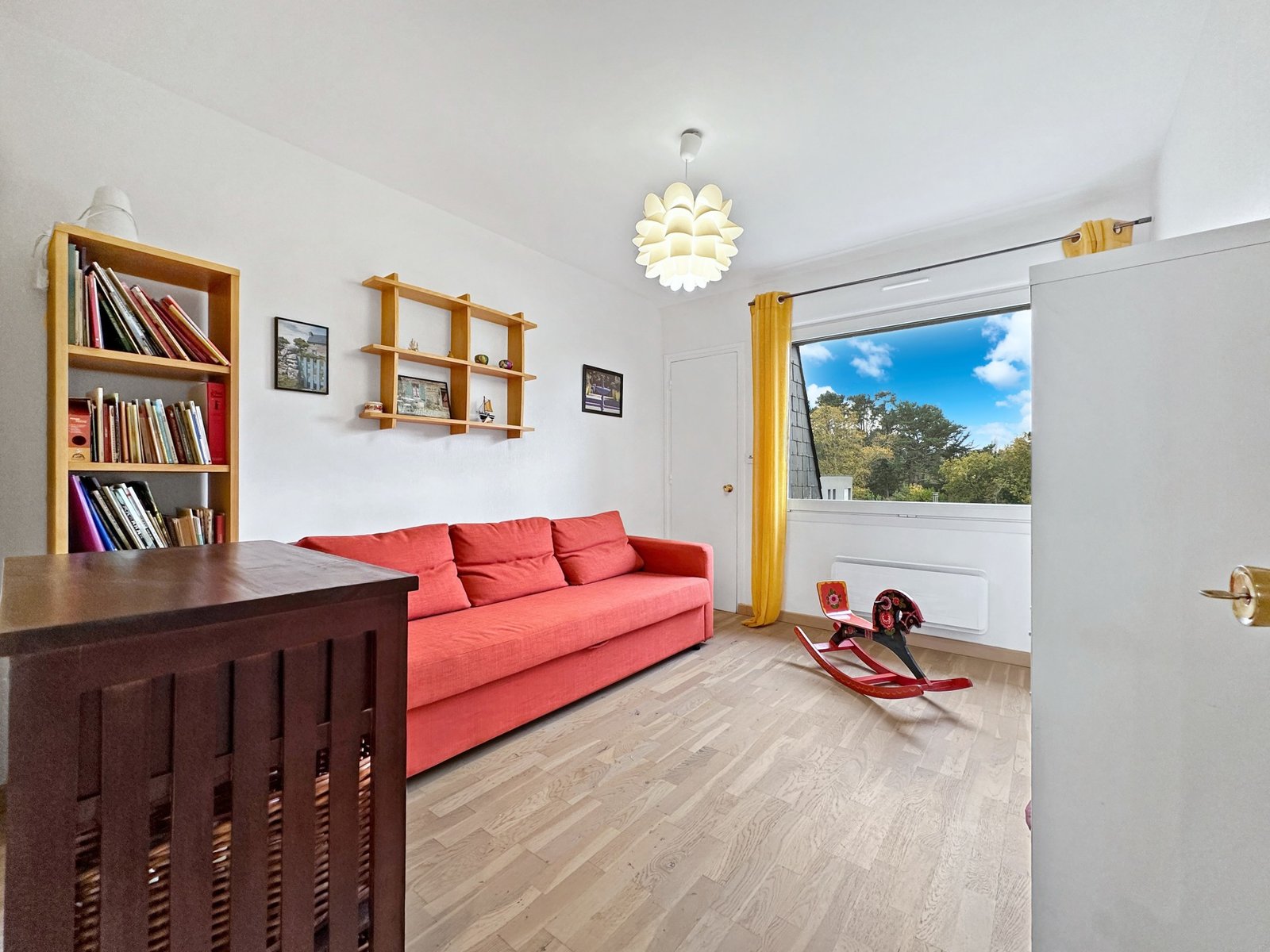 BOHARS : superbe propriété avec demeure 5 chambres, terrasse, sous-sol et 2000m² de terrain