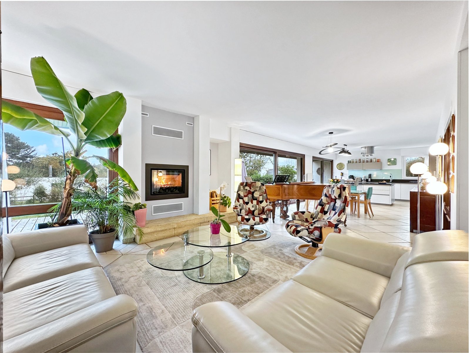 BOHARS : superbe propriété avec demeure 5 chambres, terrasse, sous-sol et 2000m² de terrain
