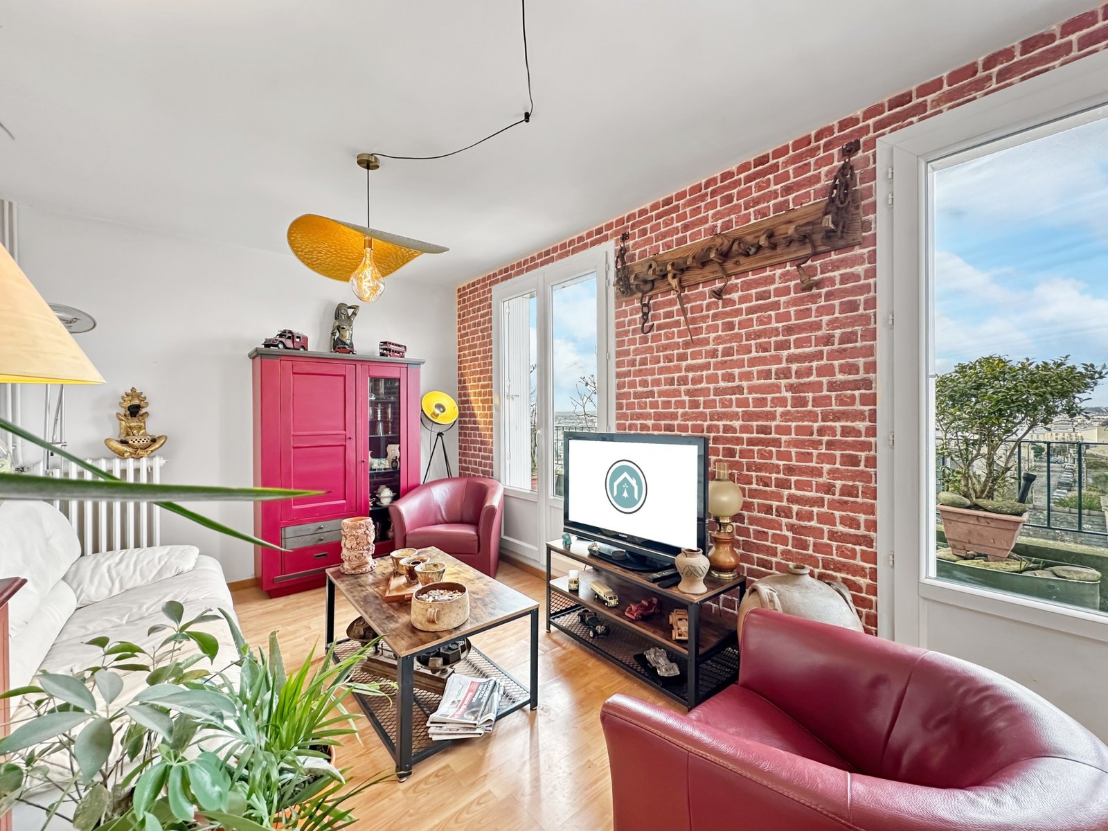 VIAGER : bel appartement de 93 m² avec 3 chambres et terrasse