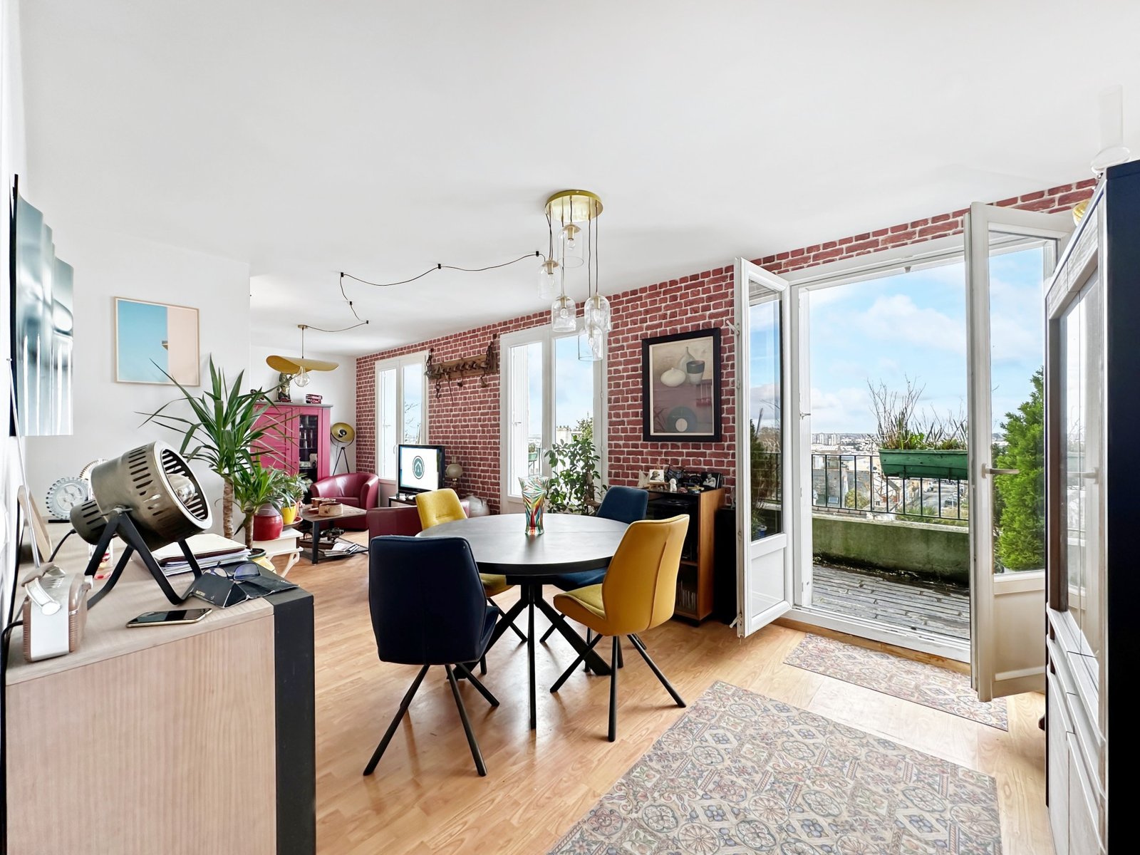 VIAGER : bel appartement de 93 m² avec 3 chambres et terrasse