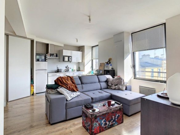 BREST PROCHE CENTRE : résidence récente de standing, beau t2 de 42m²