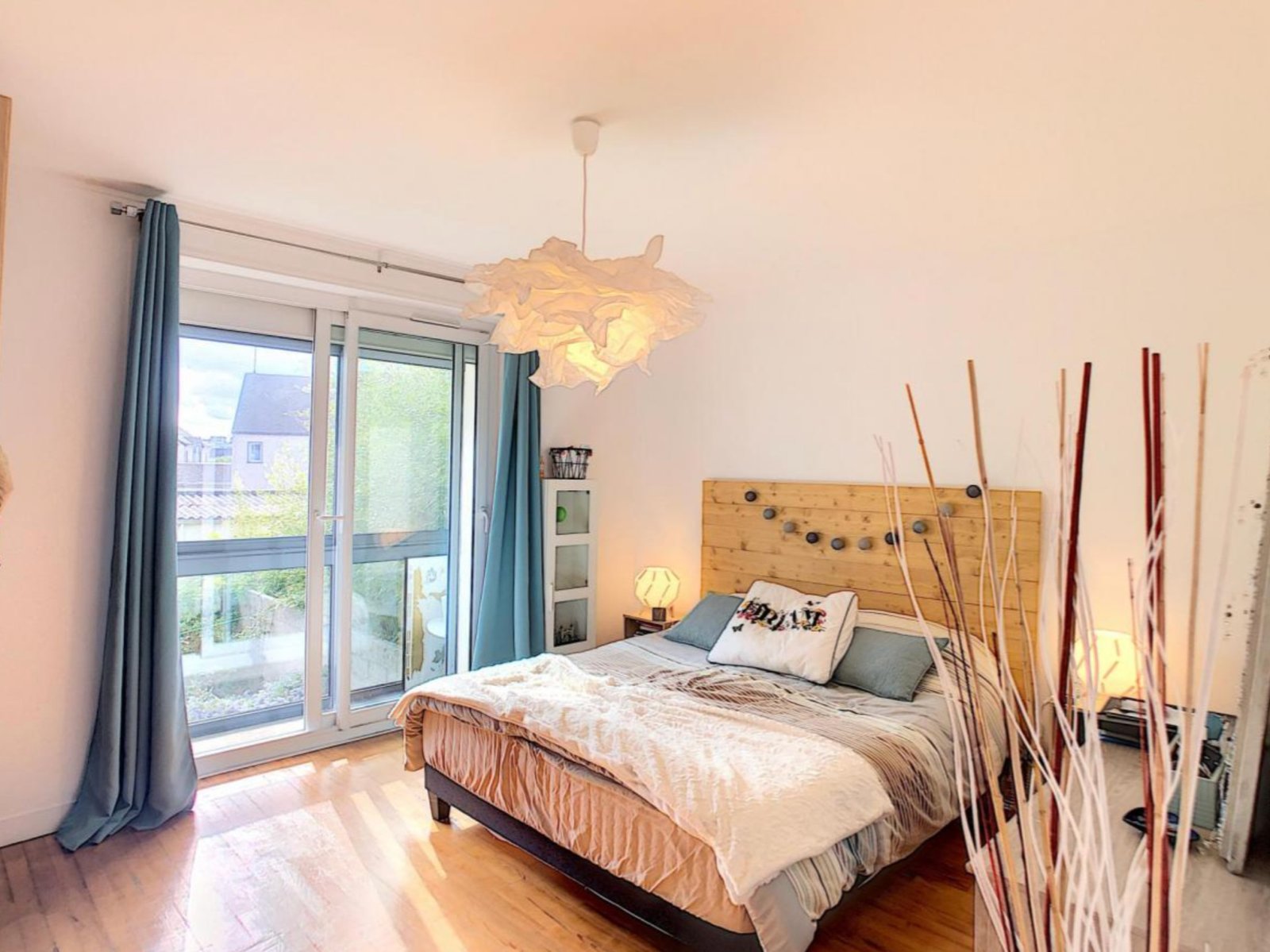 BREST : bien placée, ravissante maison cosy avec garage et jardin clos