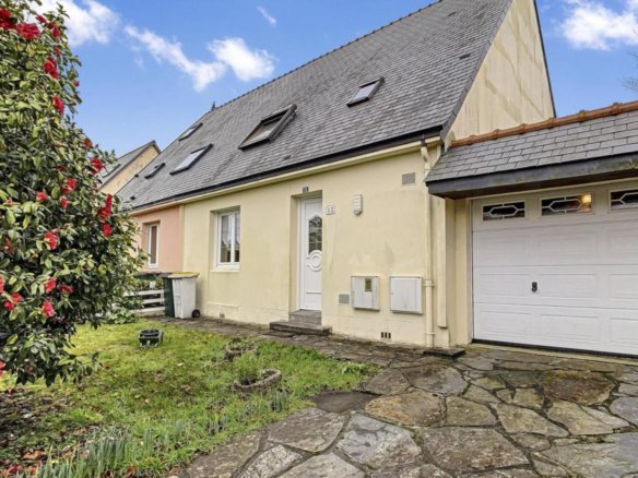 BREST : Jolie maison 3 chambres, garage, combles aménageables et jardin clos