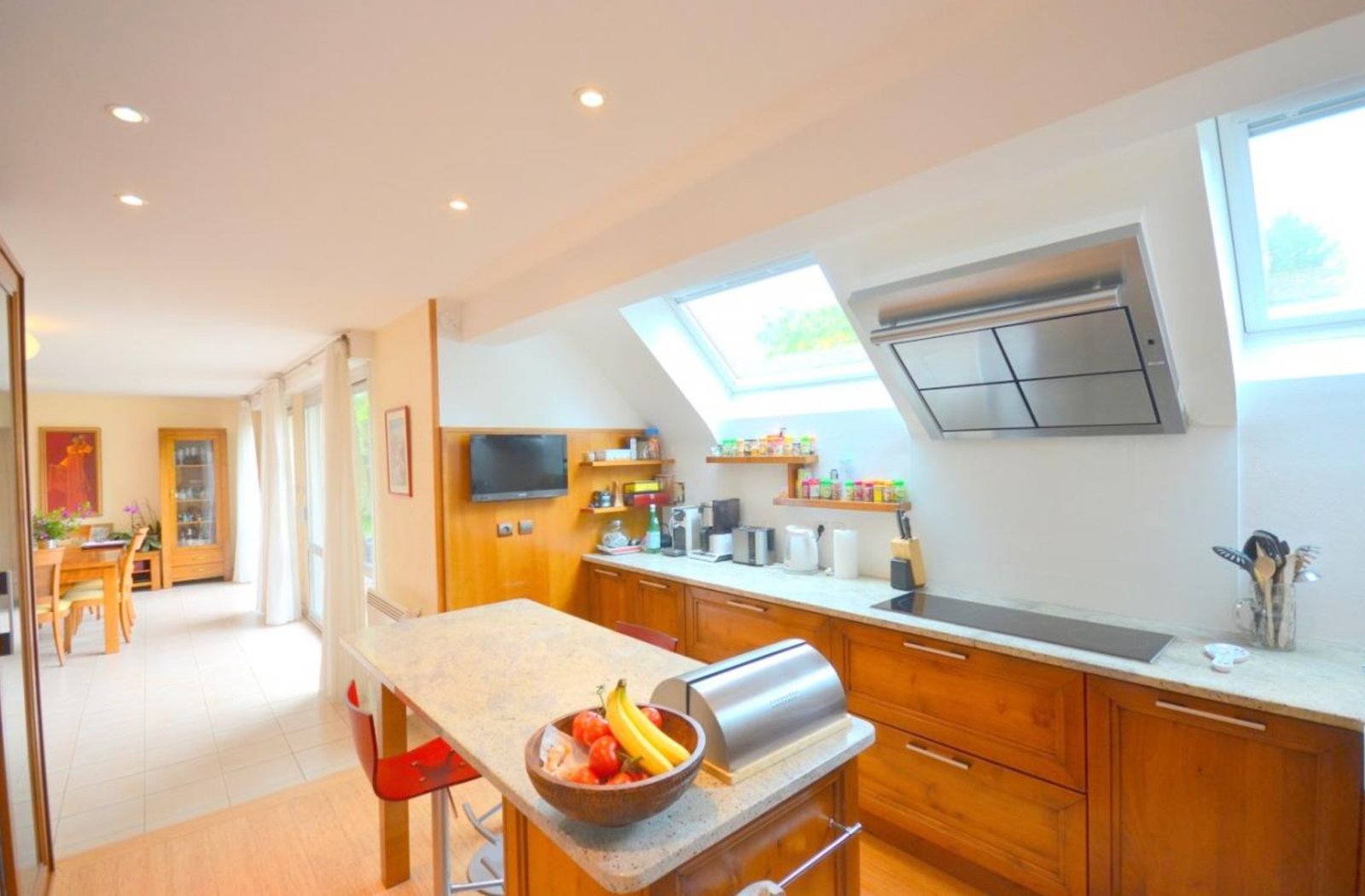 BREST : superbe propriété avec maison 7 pièces, terrasse, garage et jardin arboré