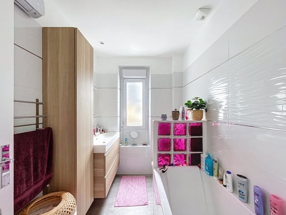 BREST LAMBEZELLEC : Jolie maison T5 de 90m2 entièrement rénovée