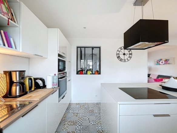 BREST LAMBEZELLEC : Jolie maison T5 de 90m2 entièrement rénovée