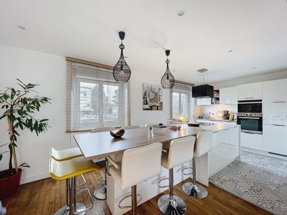 BREST LAMBEZELLEC : Jolie maison T5 de 90m2 entièrement rénovée