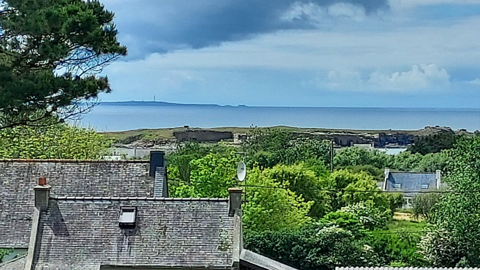 Propriété de standing T8 récente sur un parc de 2880 m2 proche du rivage
