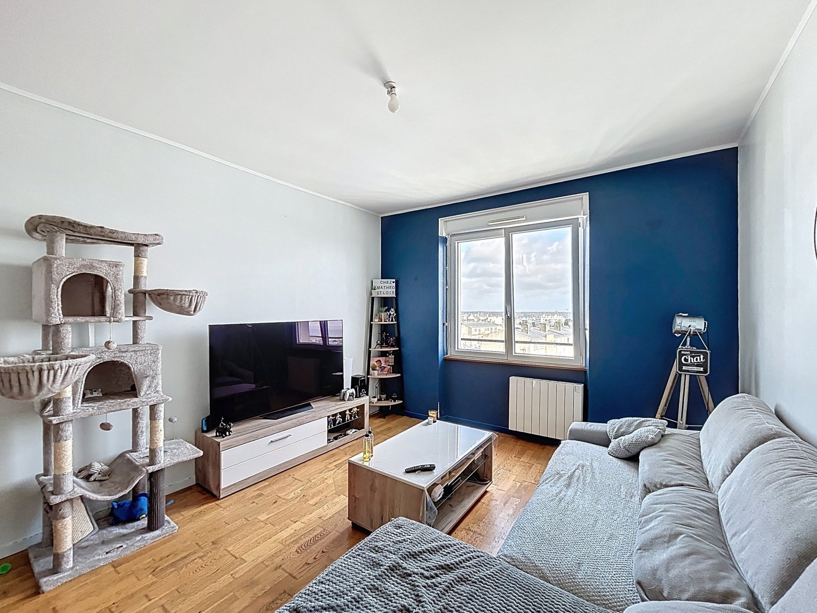 BREST SAINT MICHEL : Bel appartement T2 au dernier étage avec vue rade