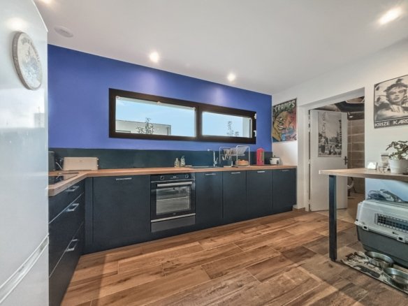 GUIPAVAS : Belle contemporaine d’architecte 7 pièces neuve en viager
