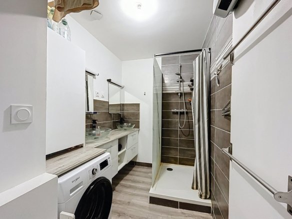BREST CENTRE : CHARMANT APPARTEMENT T4