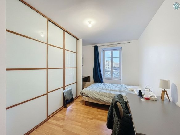 BREST CENTRE : CHARMANT APPARTEMENT T4