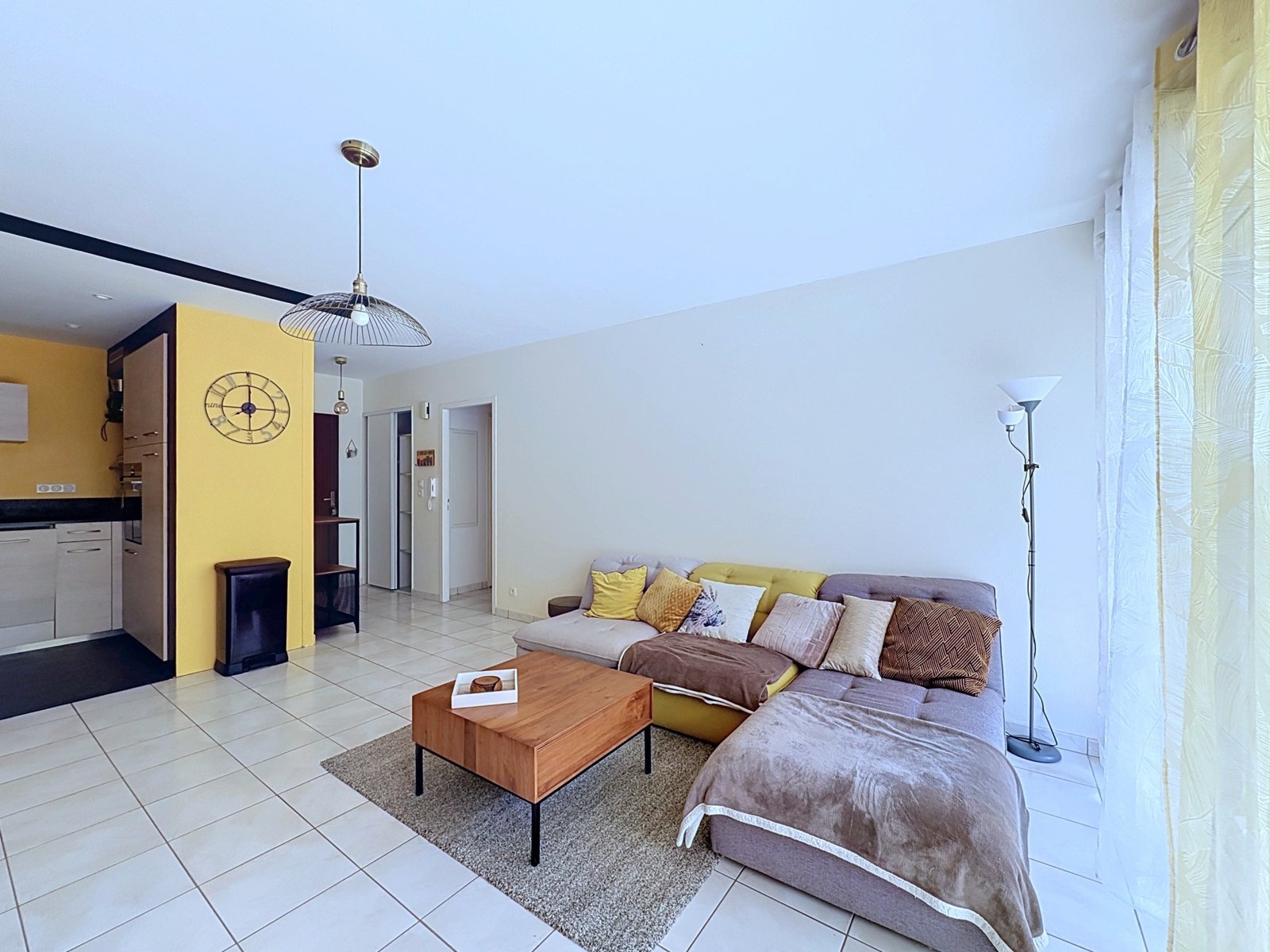 EXCLUSIVITÉ BREST : A louer appartement T3, avec jardin et garage entièrement meublé