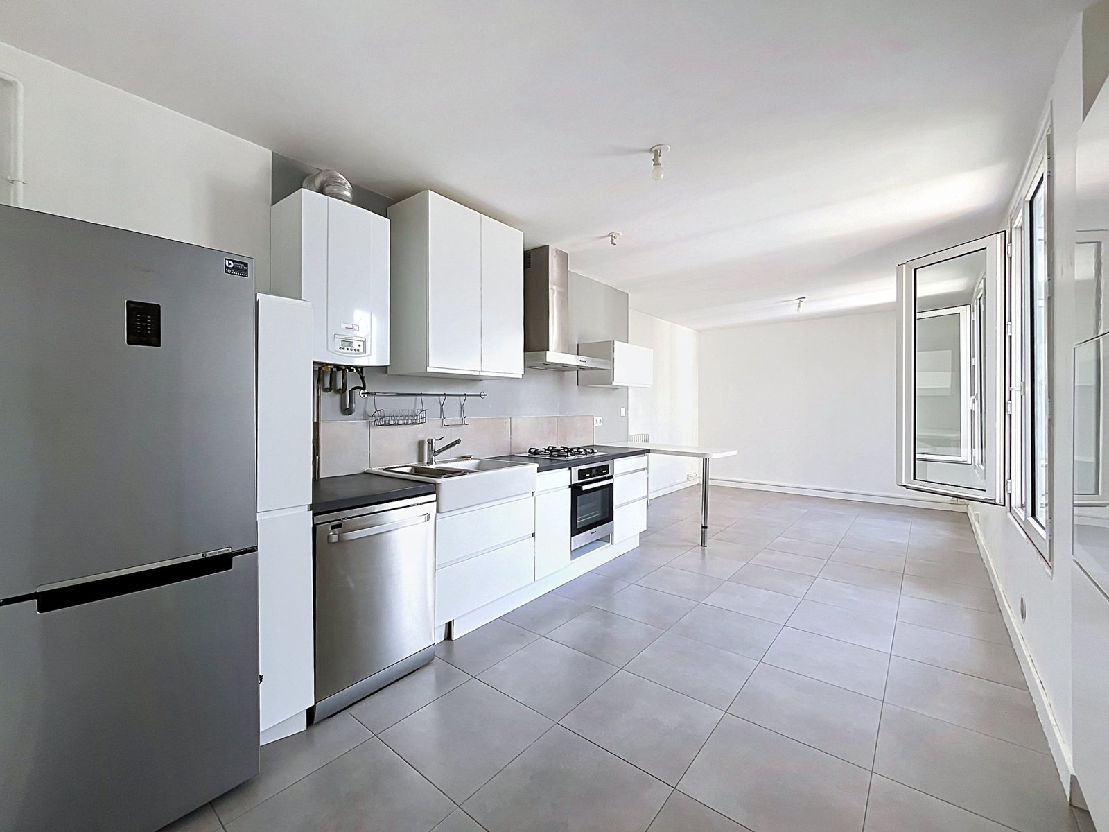 HYPER CENTRE BREST : À LOUER AGRÉABLE APPARTEMENT T3 DE 65 M²