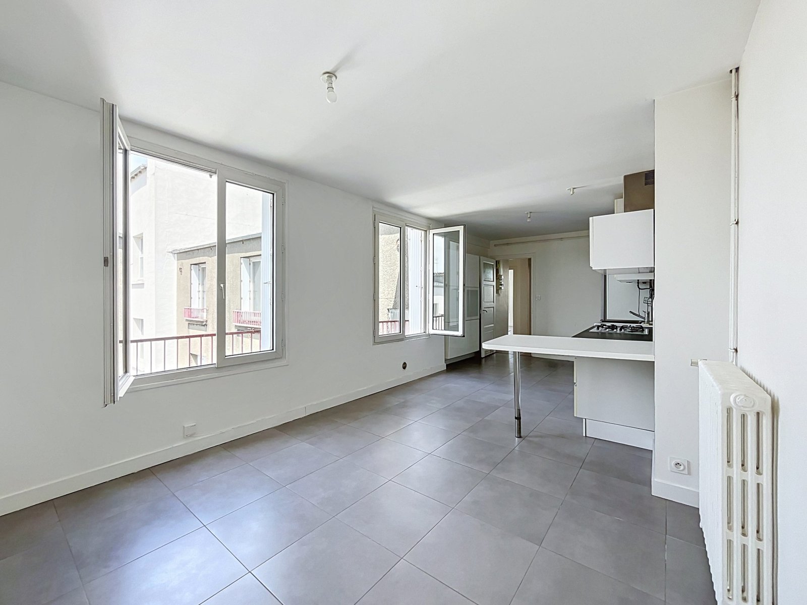 HYPER CENTRE BREST : À LOUER AGRÉABLE APPARTEMENT T3 DE 65 M²