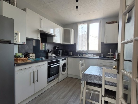 BREST appartement T3/4 de 65 m2 habitable proche Strasbourg