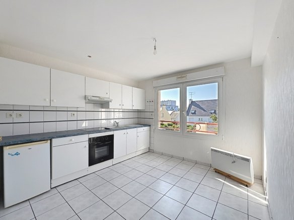 EXCLUSIVITÉ: A LOUER EN VIDE, AGREABLE APPARTEMENT T1 BIS
