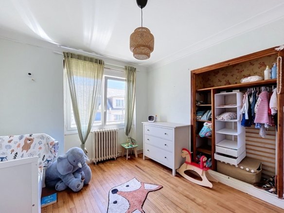EXCLUSIVITÉ : JOLIE MAISON DE 107 M², 4 CHAMBRES, UN JARDIN ET UN GARAGE