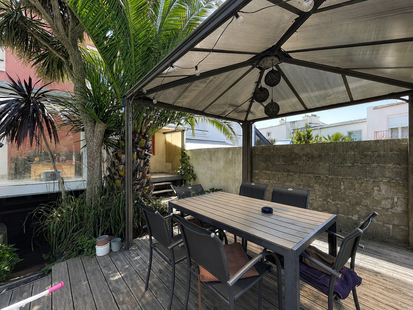 c4221-b3357669-r6224-49567 EXCLUSIVITÉ : JOLIE MAISON DE 107 M², 4 CHAMBRES, UN JARDIN ET UN GARAGE