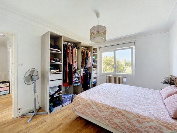 EXCLUSIVITÉ : JOLIE MAISON DE 107 M², 4 CHAMBRES, UN JARDIN ET UN GARAGE