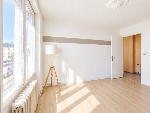 EXCLUSIVITÉ : BEL APPARTEMENT T4 DE 68 M² PROCHE DE STRASBOURG