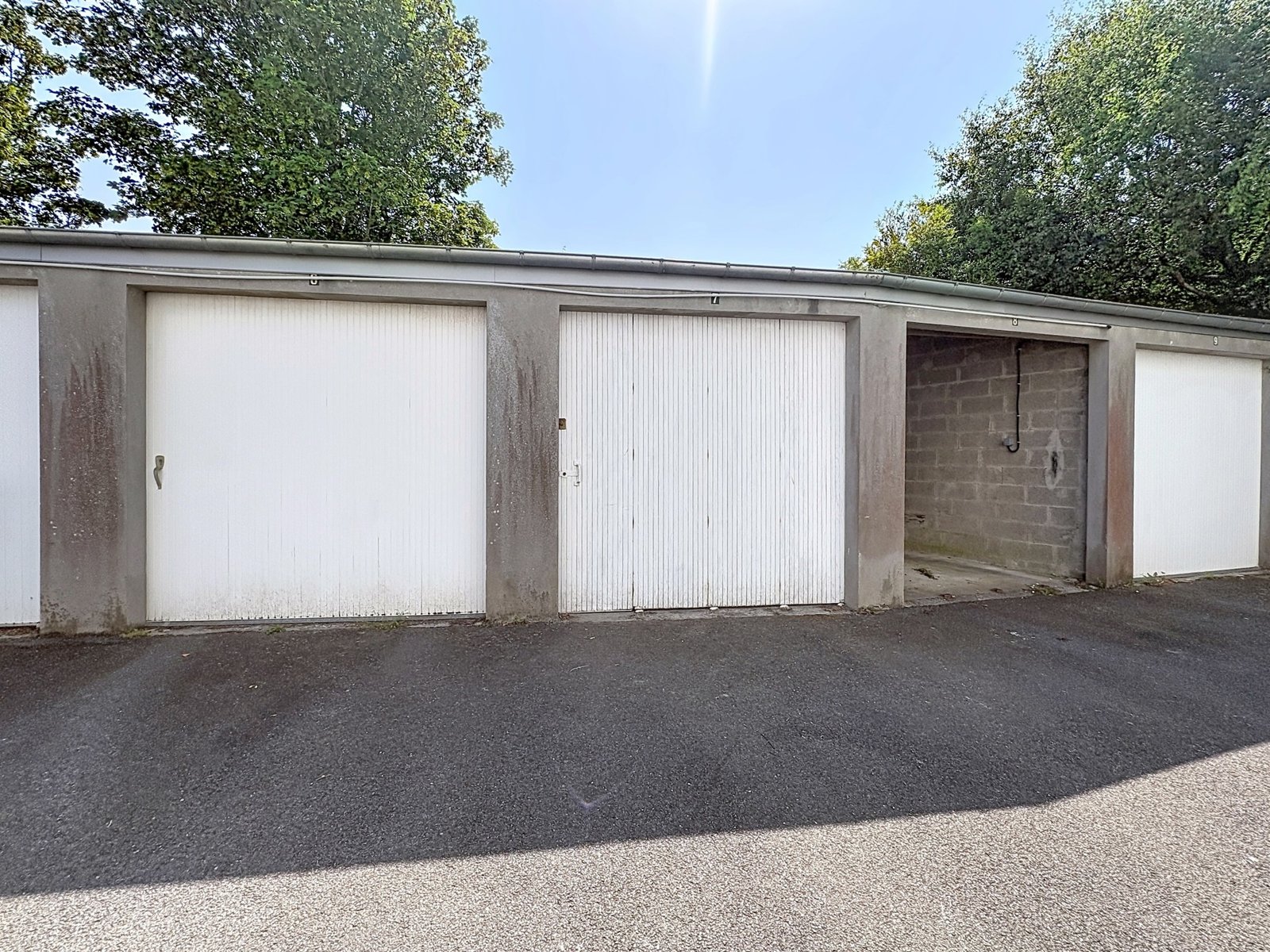 BREST : A LOUER, CHARMANT APPARTMEMENT NON MEUBLÉ, T4 DE 79 M² AVEC GARAGE