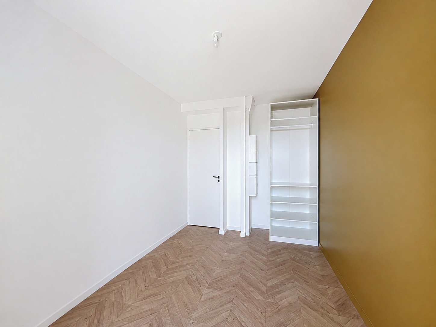 EXCLUSIVITÉ BREST : À LOUER APPARTEMENT T3, ENTIÈREMENT RÉNOVÉ EN VIDE