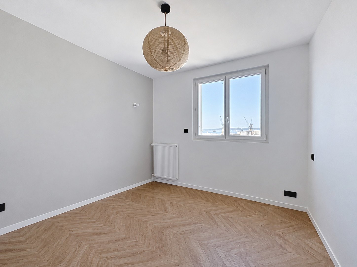 EXCLUSIVITÉ BREST : À LOUER APPARTEMENT T3, ENTIÈREMENT RÉNOVÉ EN VIDE