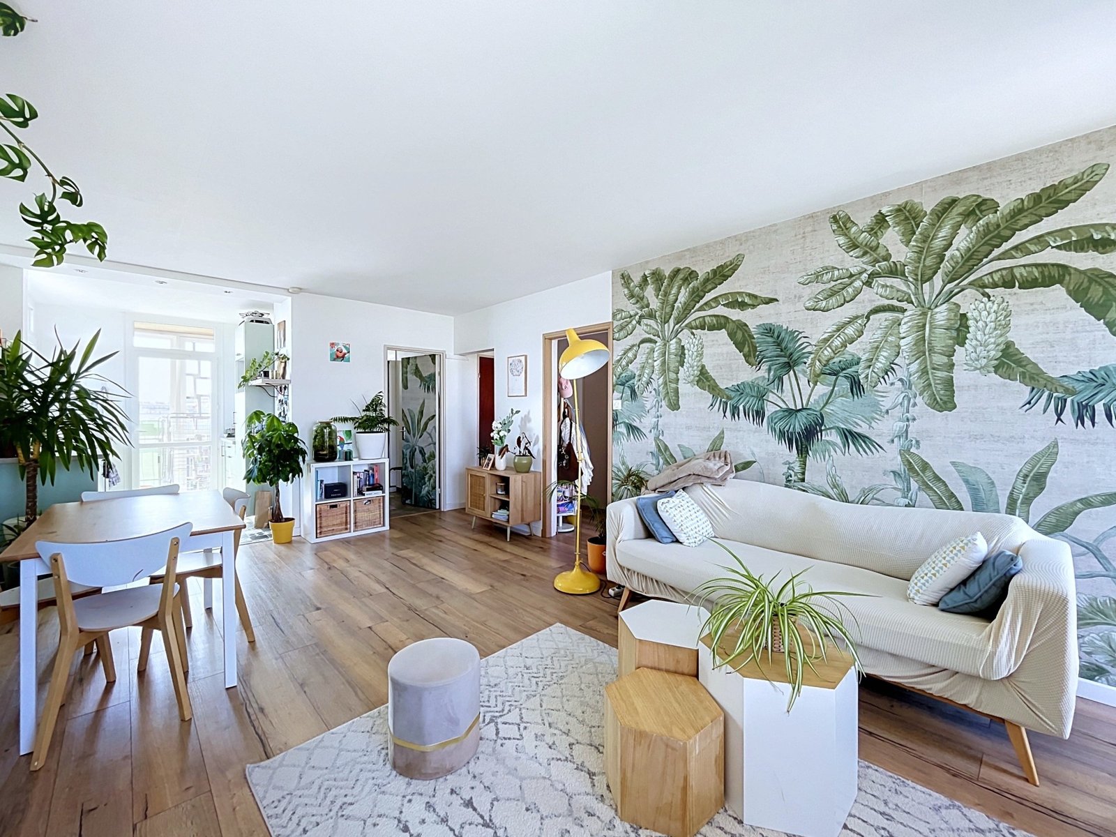 EXCLUSIVITÉ : À LOUER JOLI APPARTEMENT T2 MEUBLÉ, AVEC BALCON