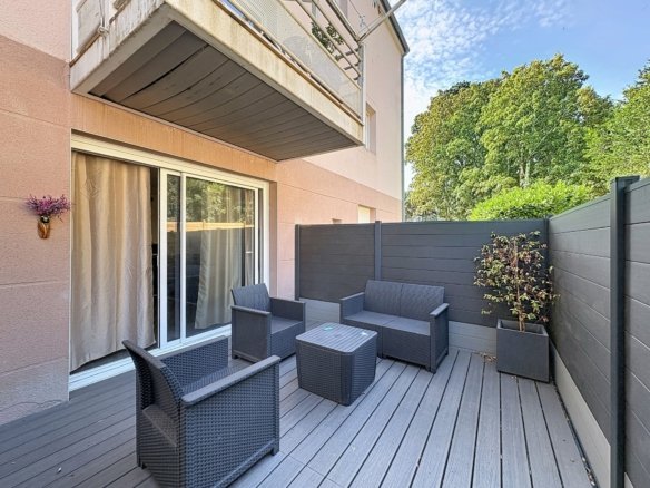 EXCLUSIVITÉ : À LOUER APPARTEMENT T2 MEUBLÉ, AVEC TERRASSE ET GARAGE