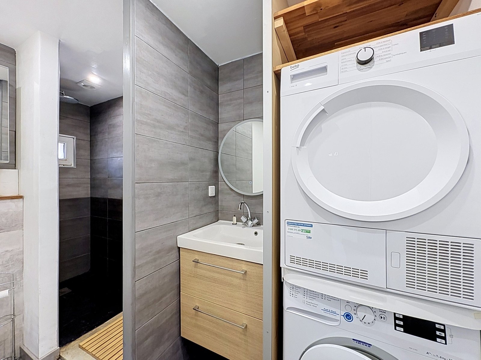 EXCLUSIVITÉ : À LOUER APPARTEMENT T2 MEUBLÉ, AVEC TERRASSE ET GARAGE