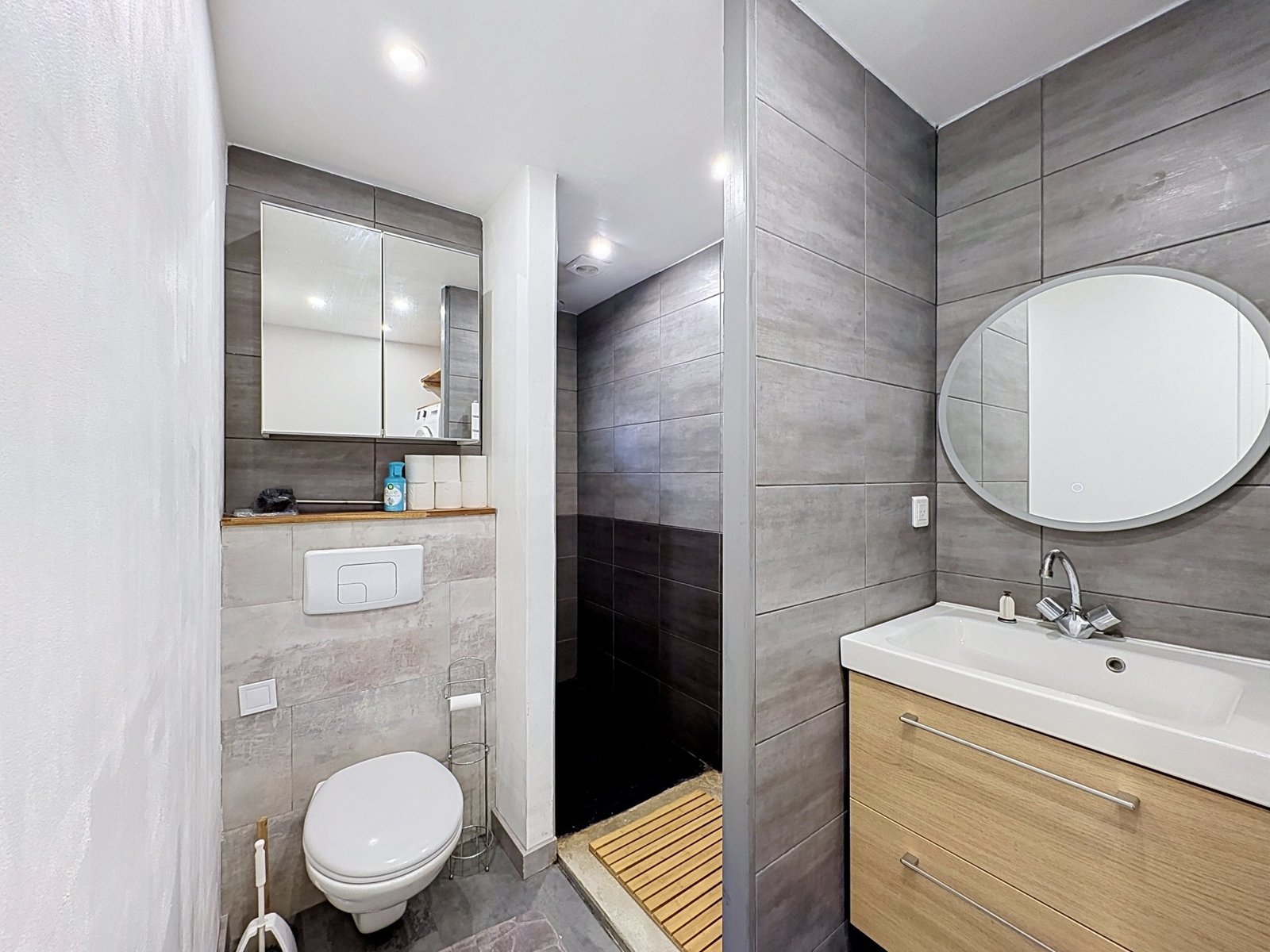 EXCLUSIVITÉ : À LOUER APPARTEMENT T2 MEUBLÉ, AVEC TERRASSE ET GARAGE