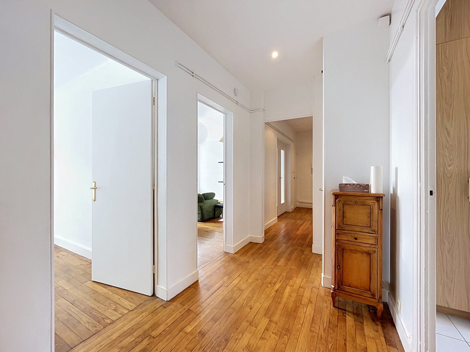 HYPER CENTRE : CHARMANT APPARTEMENT T2 DE 56 M² AVEC BALCON AU DERNIER ÉTAGE