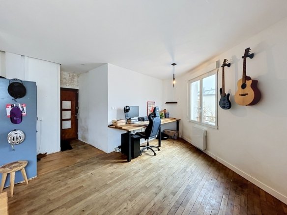 BREST SAINT MICHEL : Bel appartement T2/3 de 71m2 entièrement rénové, au dernier étage