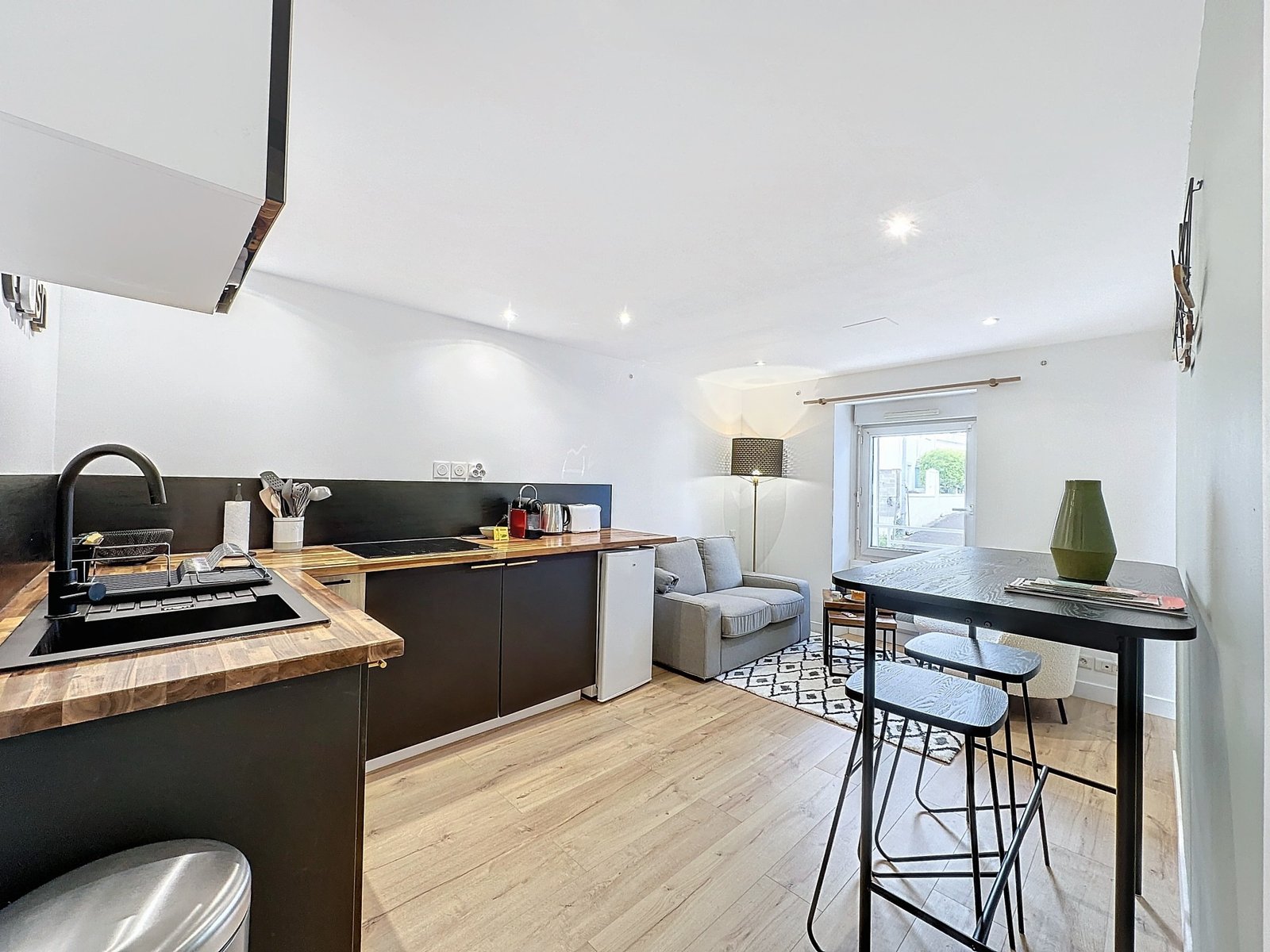 EXCLUSIVITÉ BREST: À LOUER ATYPIQUE APPARTEMENT T3 MEUBLÉ