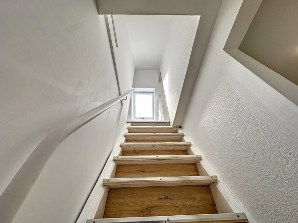 EXCLUSIVITÉ BREST: À LOUER ATYPIQUE APPARTEMENT T3 MEUBLÉ