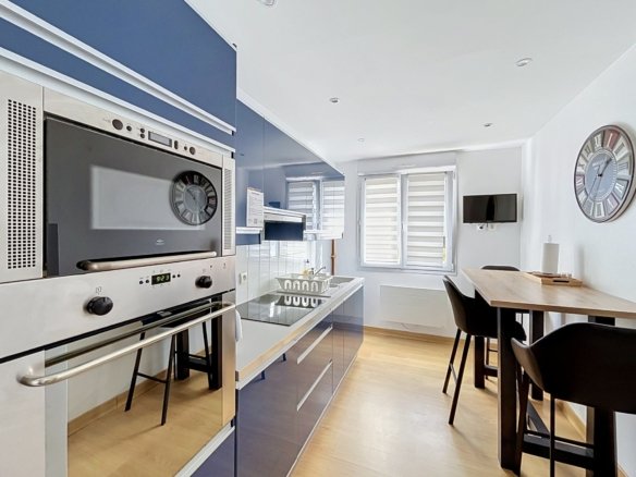 MOULIN BLANC : Joli studio rénové vendu meublé, idéal pour investisseur